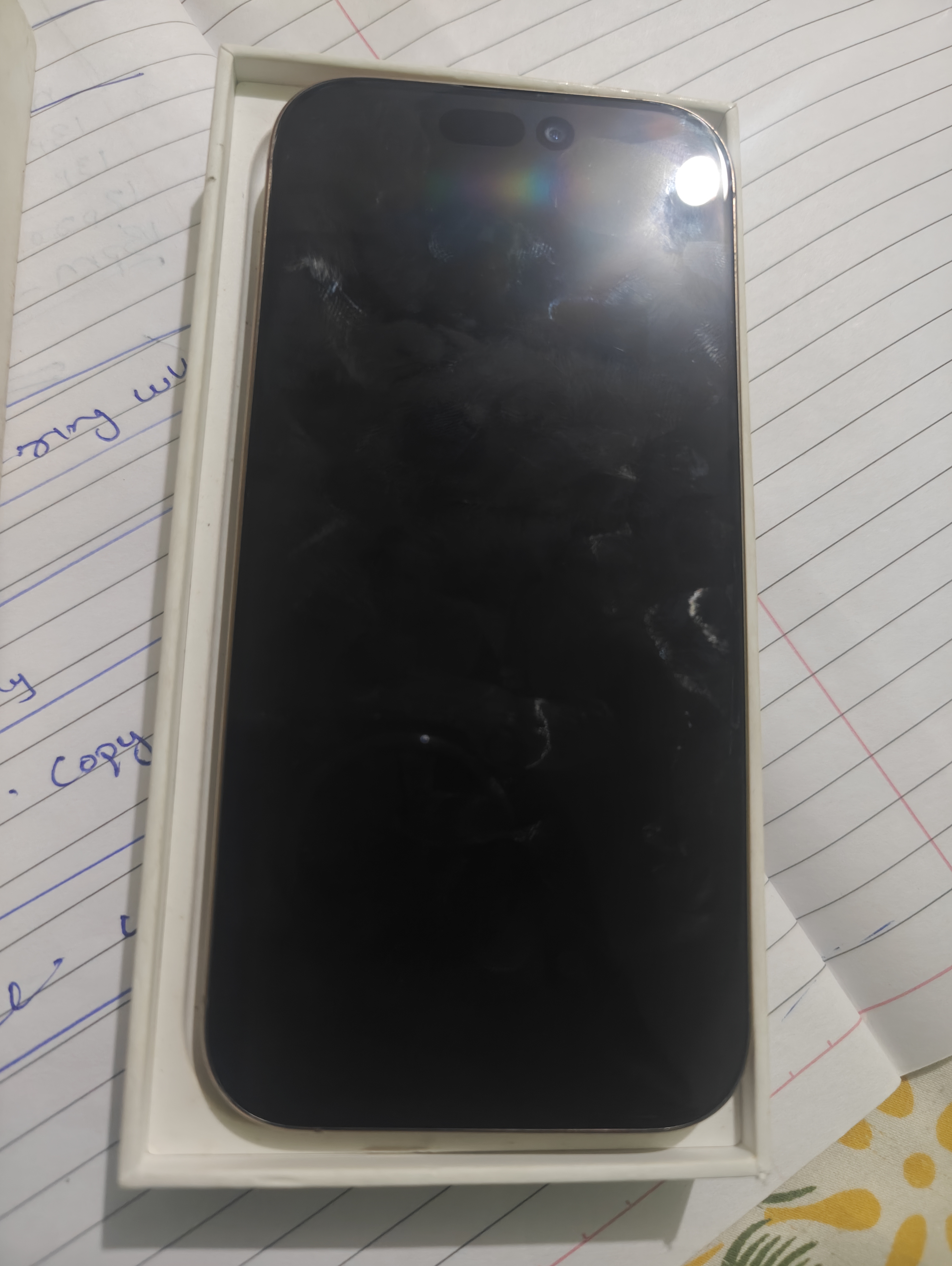 iPhone 16 - 128GB / 8GB RAM / 5G