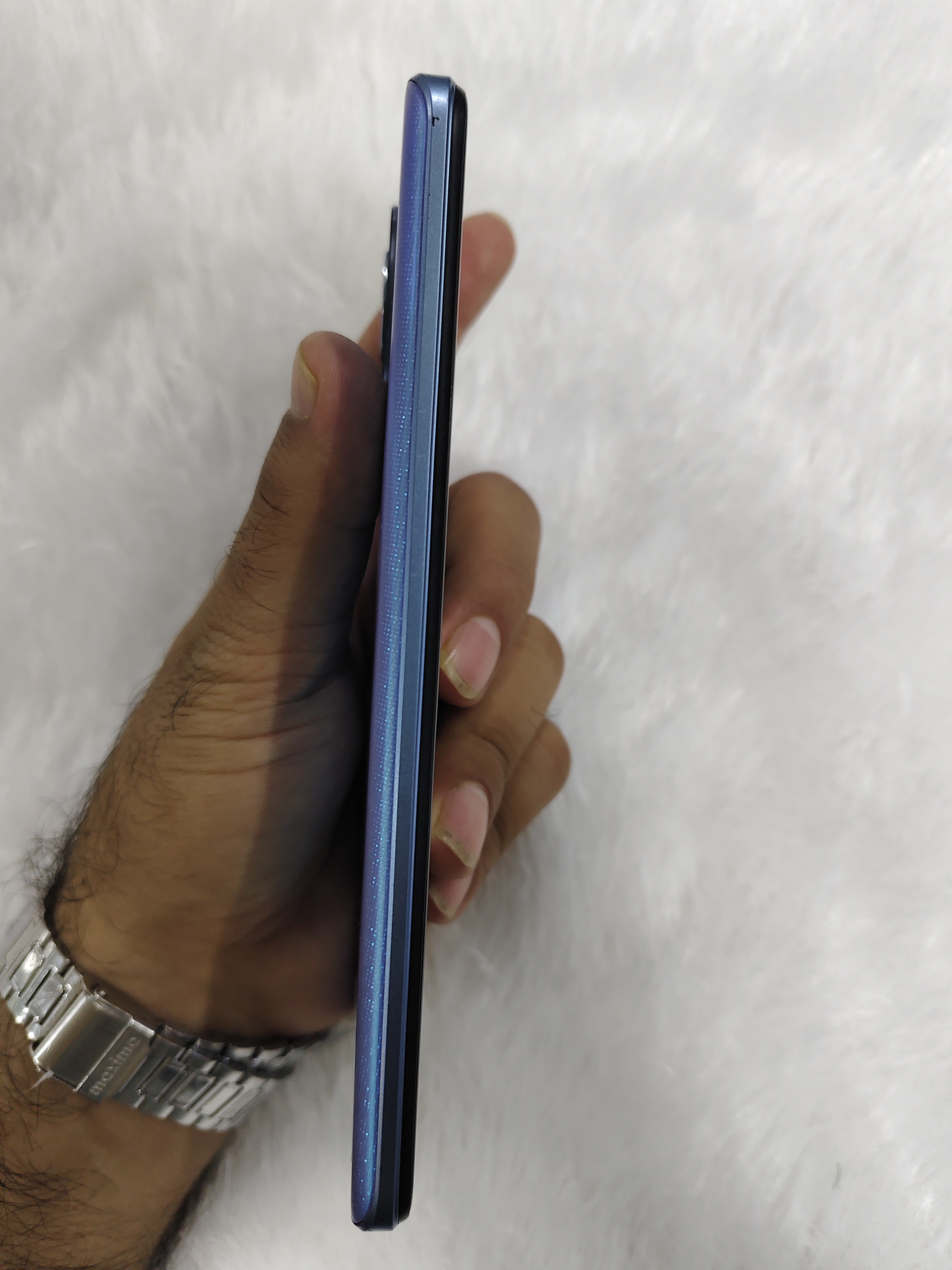 Vivo T1 5G - 128GB / 4GB RAM / 5G