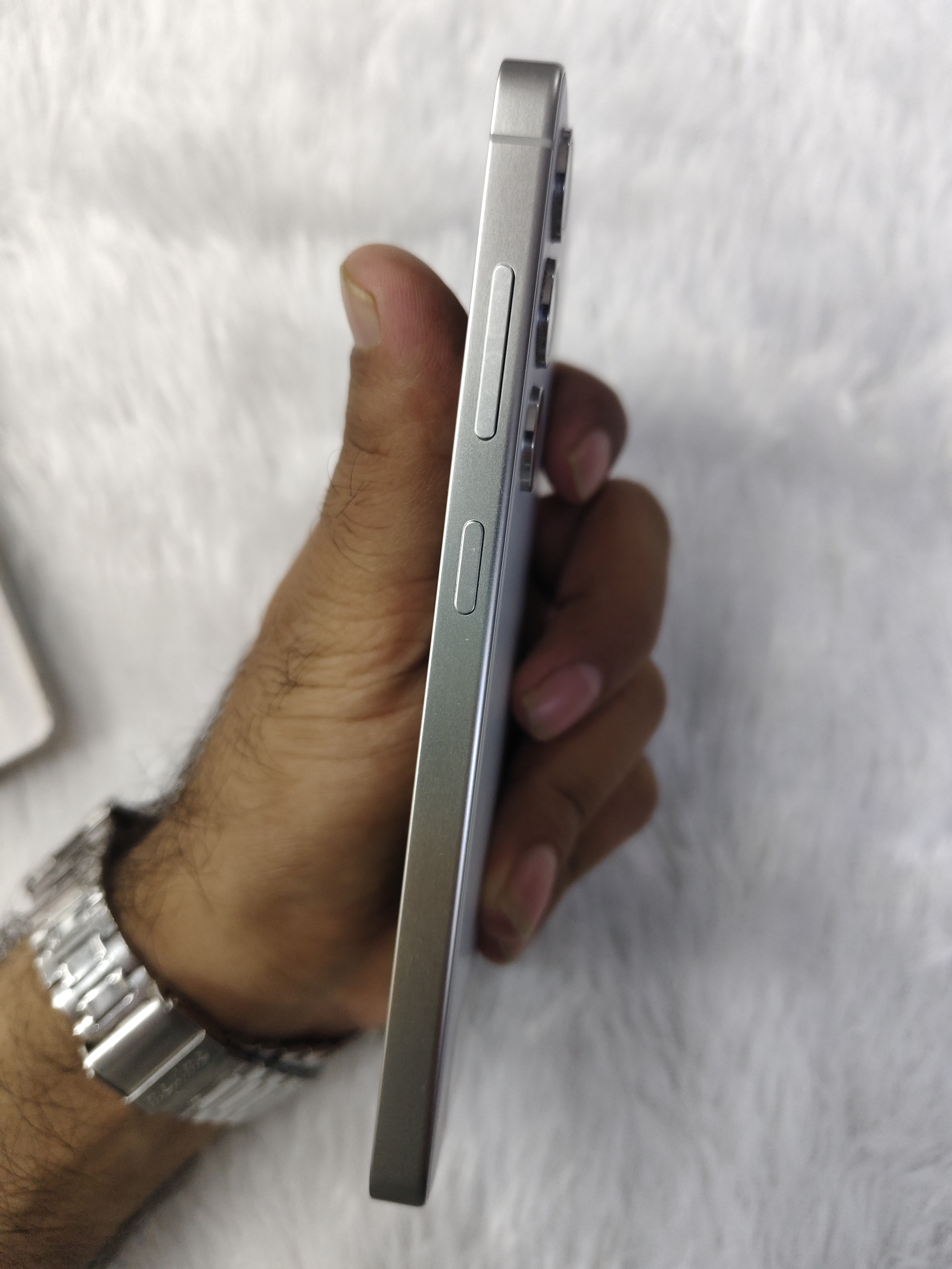 Galaxy S24 - 256GB / 8GB RAM / 5G
