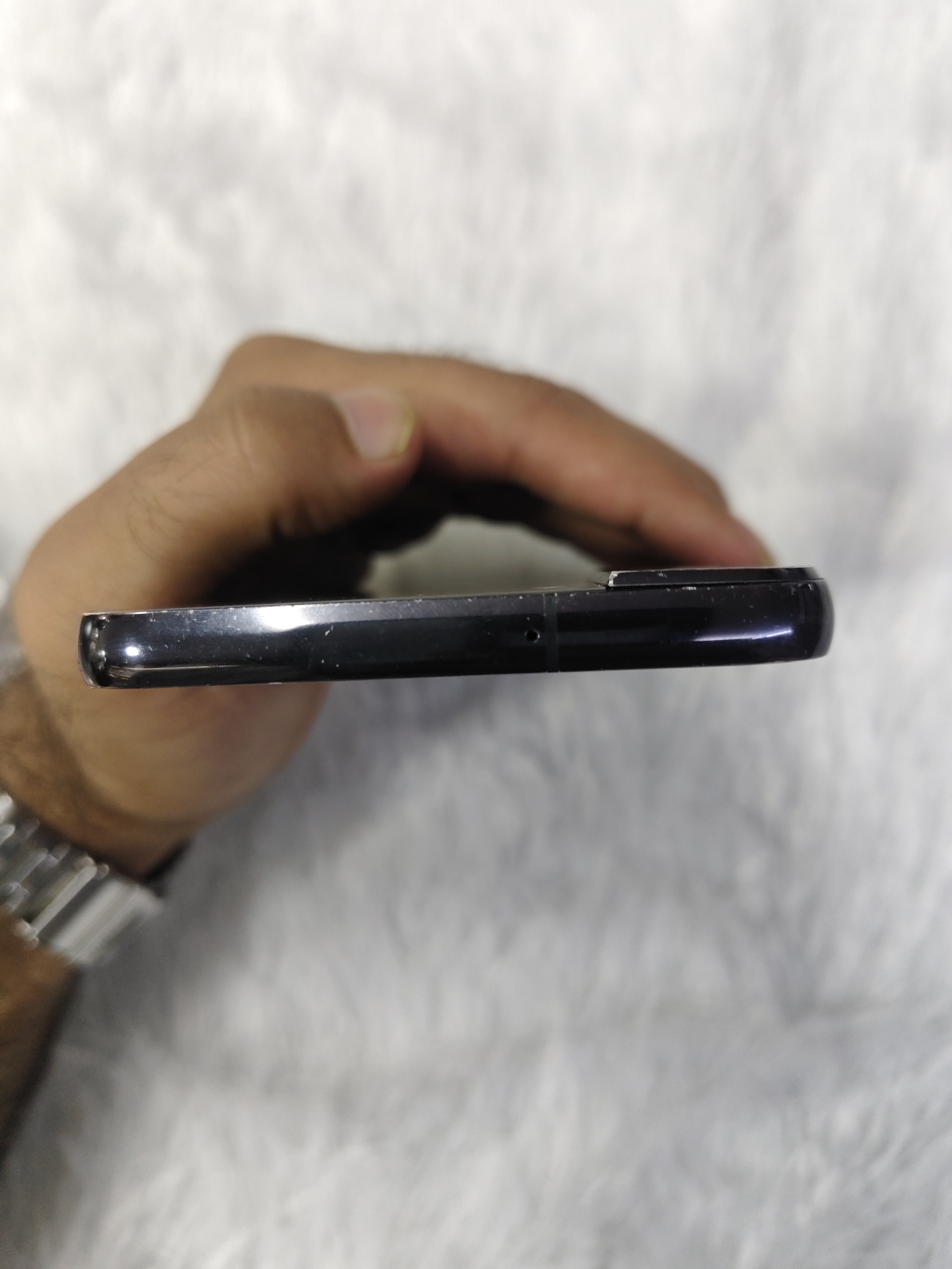 Galaxy S22+ - 128GB / 8GB RAM / 5G